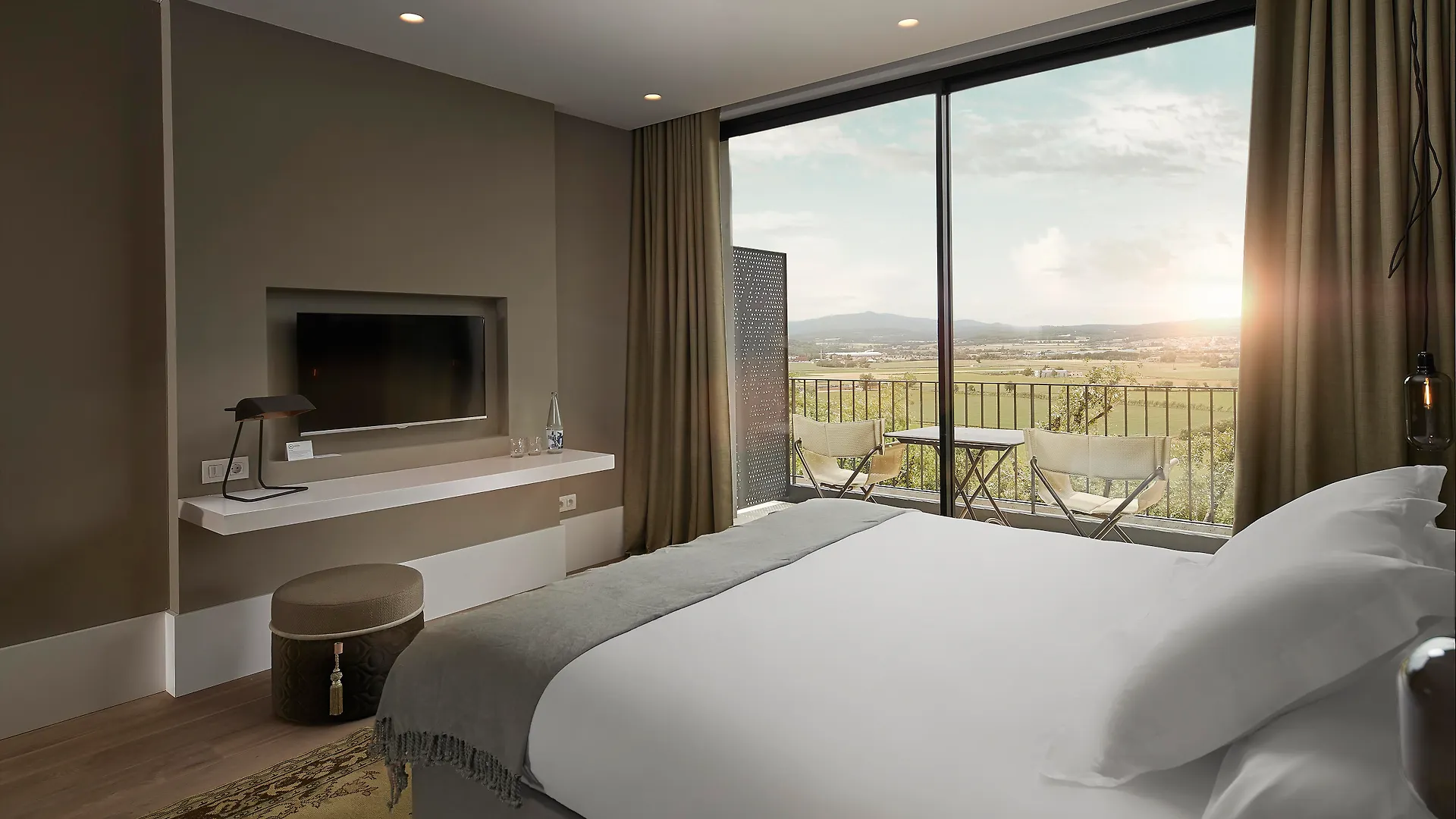Hotel Castell D'Emporda La Bisbal d'Emporda 4*,